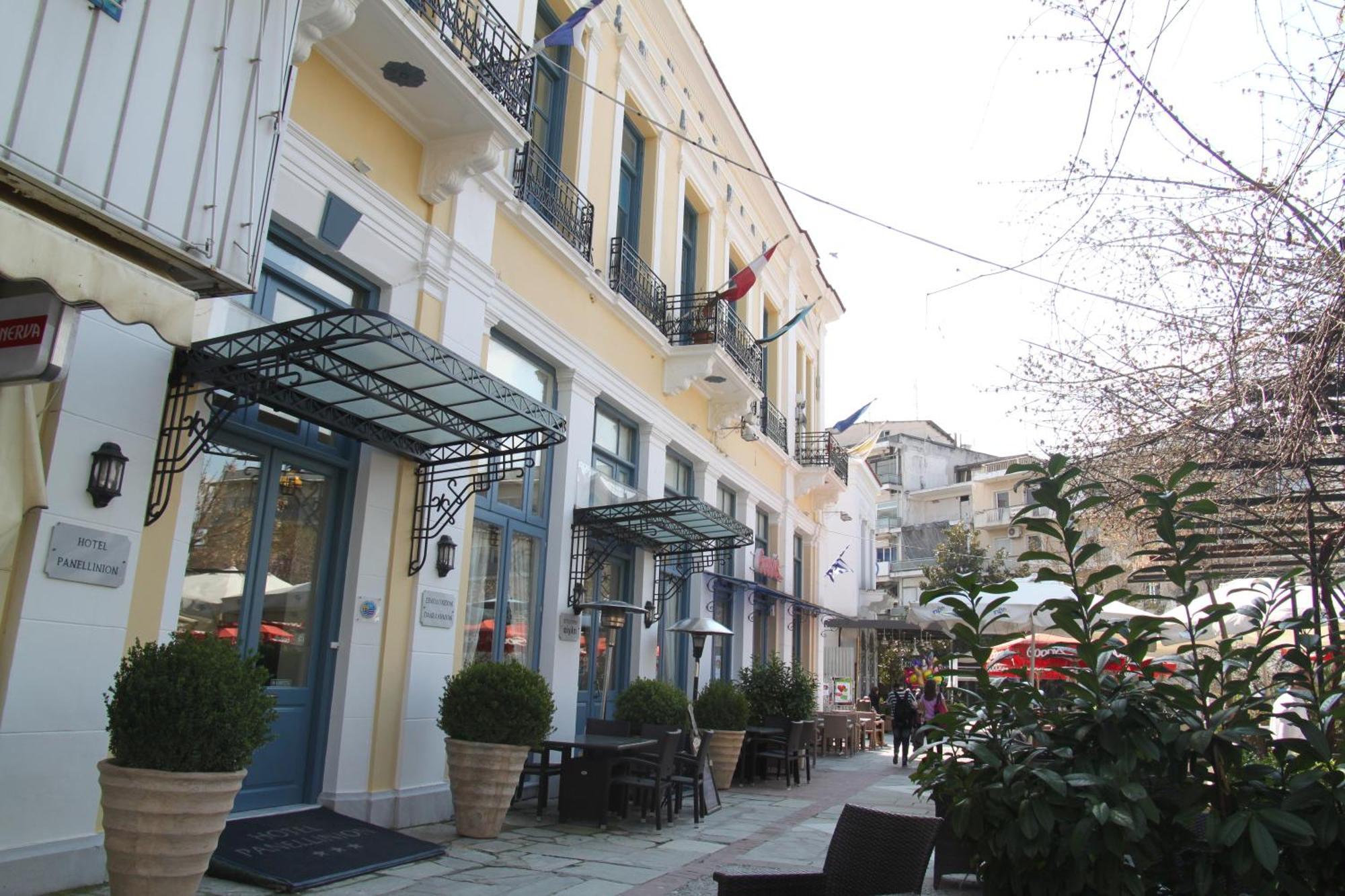 Hotel Panellinion Tríkala Buitenkant foto
