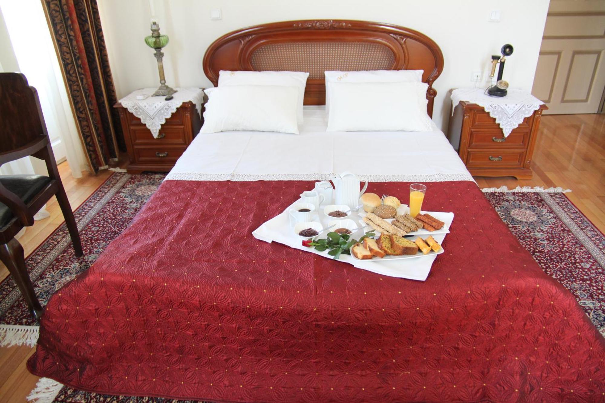 Hotel Panellinion Tríkala Buitenkant foto