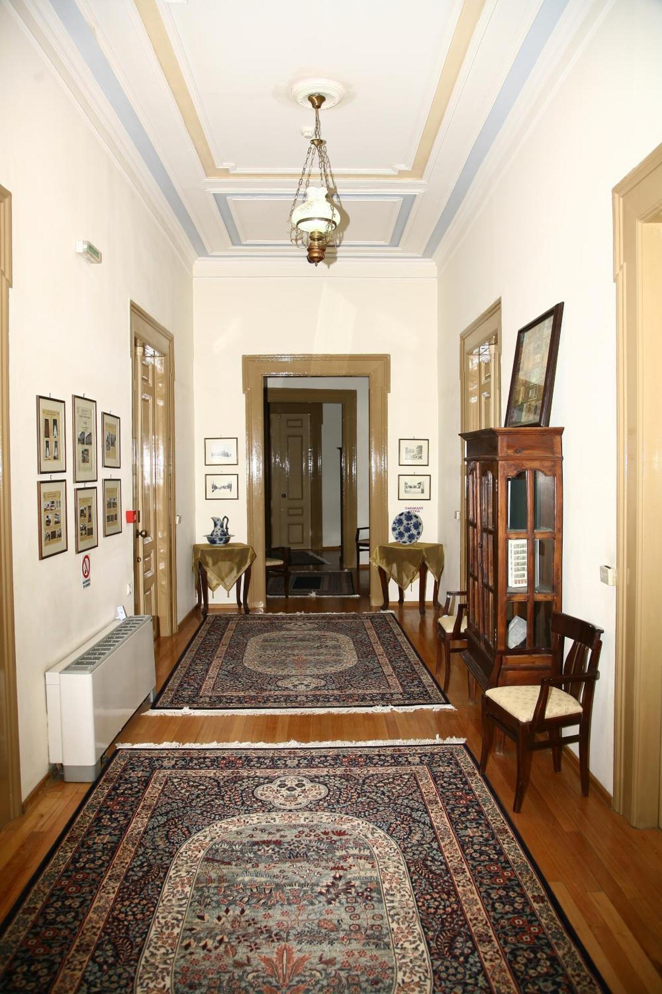 Hotel Panellinion Tríkala Buitenkant foto